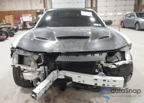 2015 Dodge Charger Srt 392 из США, поврежденный, VIN 2C3CDXEJ2FH909555